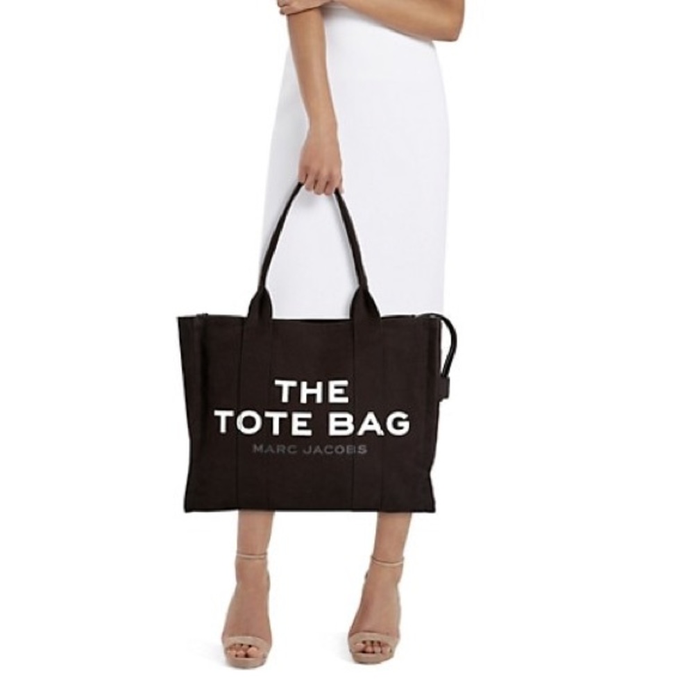 Marc Jacobs The Tote Bag in large